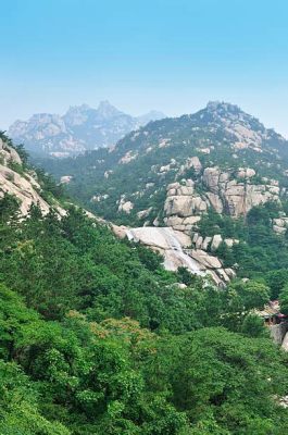 如何坐車去嶗山：嶗山的風景不僅僅在於它那壯麗的自然美景，還在於它那獨特的文化歷史價值。